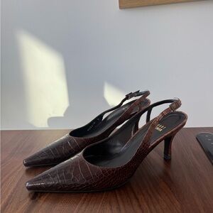 Stuart Weitzman NEW (NWOT) Elegant Brown Slingback Heels